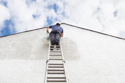 Peinture extérieure à Sazos — façades et ravalement